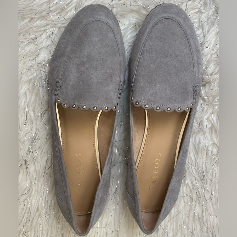 Talbots Gray Women’s Ryan Scaloop Flats Suede Loafers with Stud Detail Size 9M - Picture 2 of 11